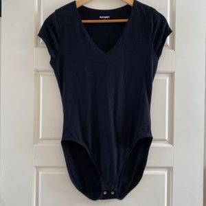 Old Navy Fitted Short-Sleeve V-Neck Bodysuit